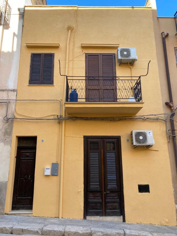 Appartamento Nel Cuore Di Castellamare Del Golfo Кастелламмаре-дель-Гольфо Екстер'єр фото